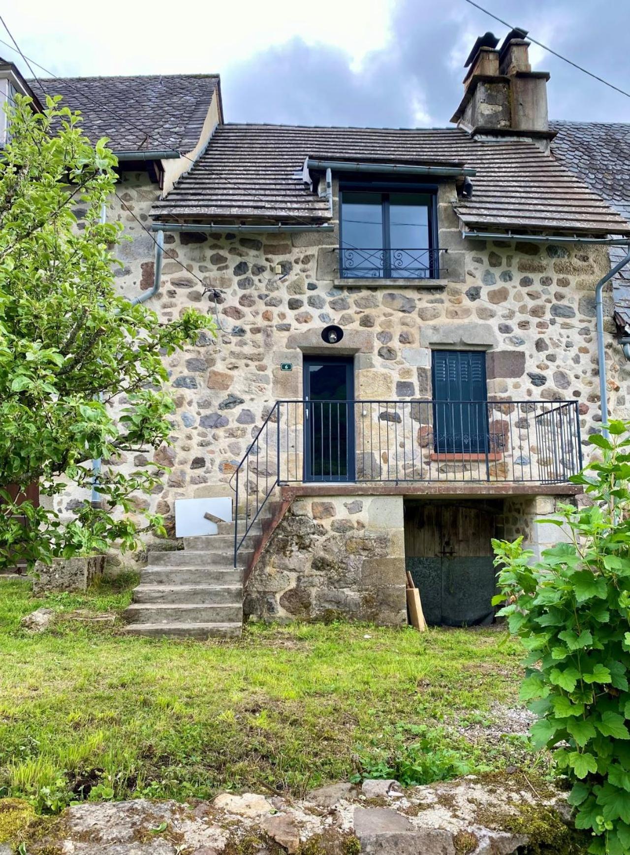 La Haut Maison A La Campagne Mandailles-Saint-Julien ภายนอก รูปภาพ